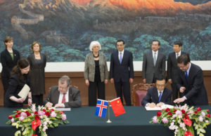 CHINA-BEIJING-LI KEQIANG-ICELAND-PM-SIGNING CEREMONY (CN)